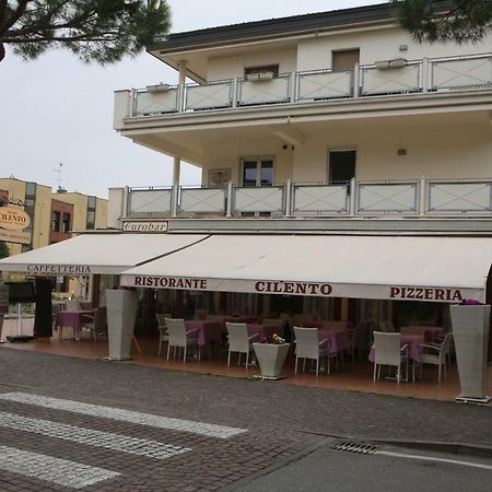 Champagne Rooms Сирмионе Экстерьер фото