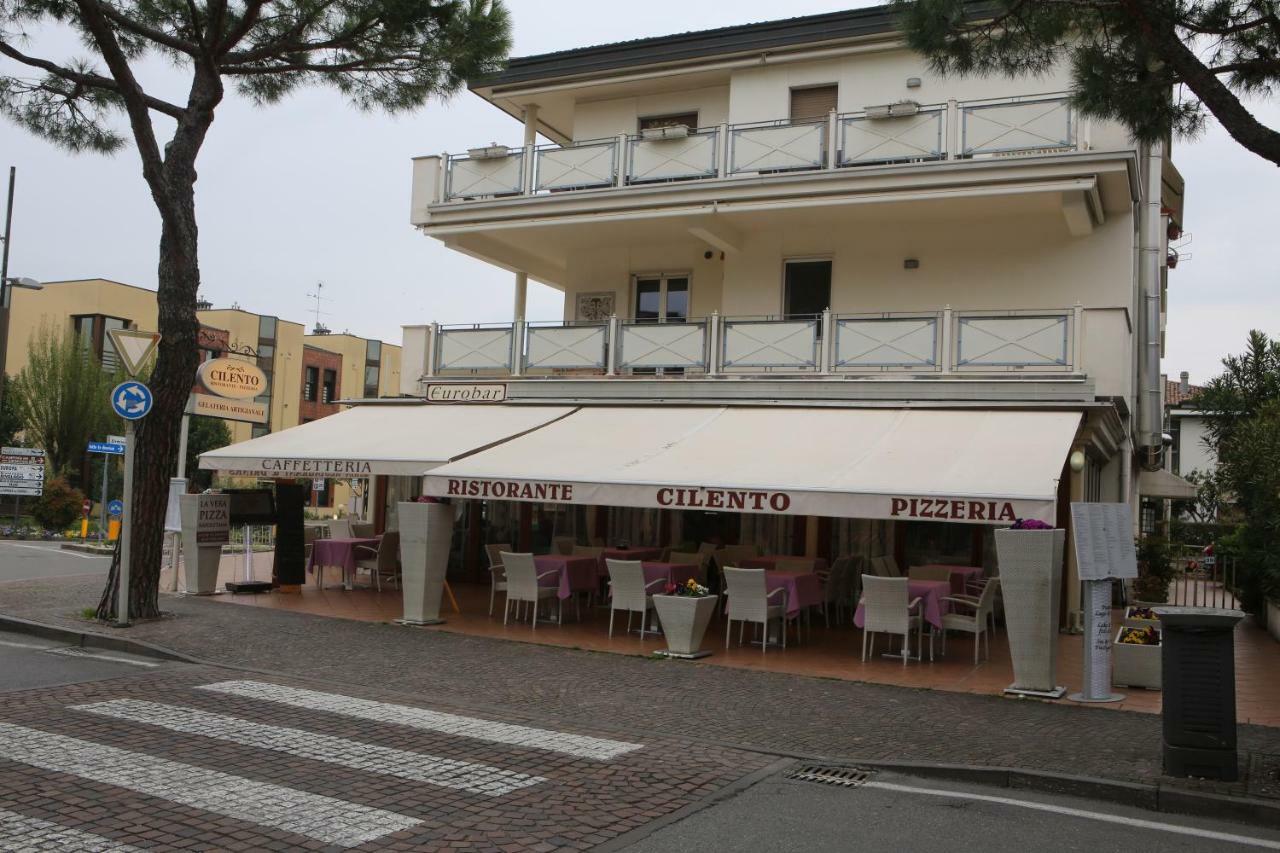 Champagne Rooms Сирмионе Экстерьер фото